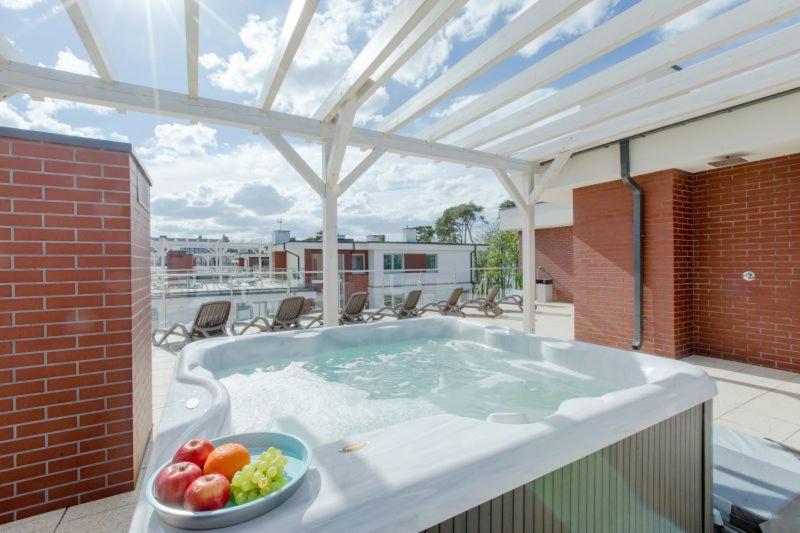 Apartament 7M Z Basenem W Jednym Budynku Klifowa Rewal Bon Turystyczny !!! Free Private Parking Eksteriør billede