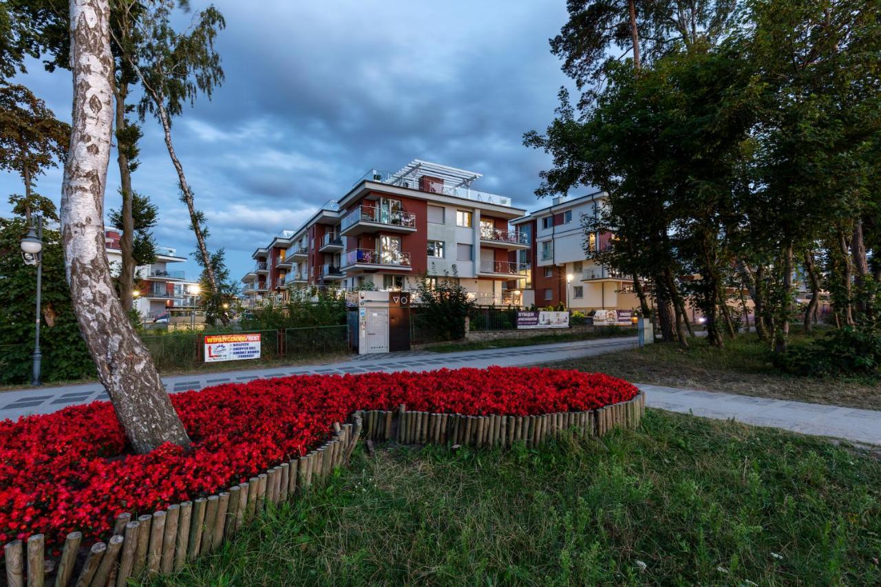 Apartament 7M Z Basenem W Jednym Budynku Klifowa Rewal Bon Turystyczny !!! Free Private Parking Eksteriør billede