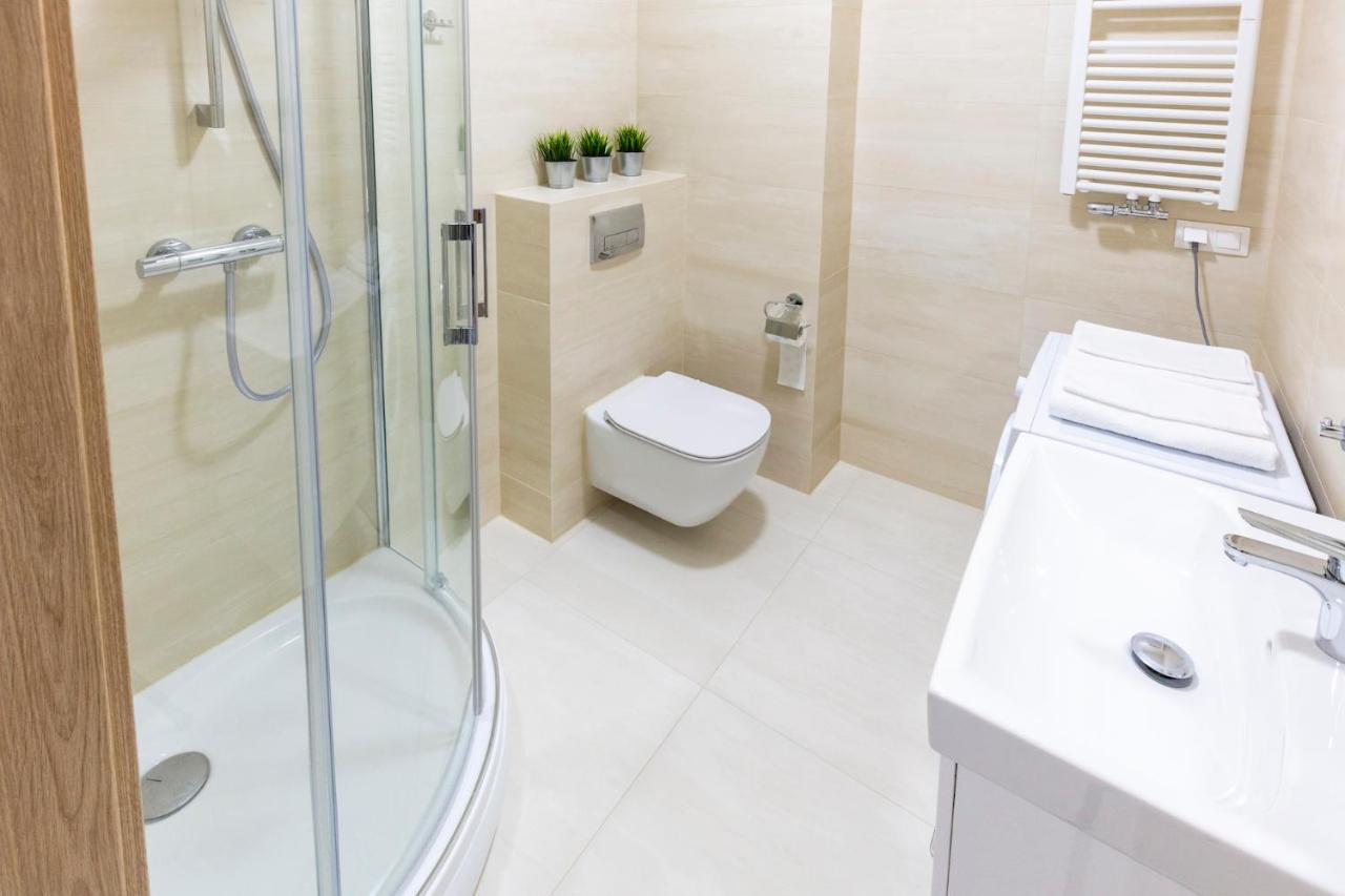 Apartament 7M Z Basenem W Jednym Budynku Klifowa Rewal Bon Turystyczny !!! Free Private Parking Eksteriør billede