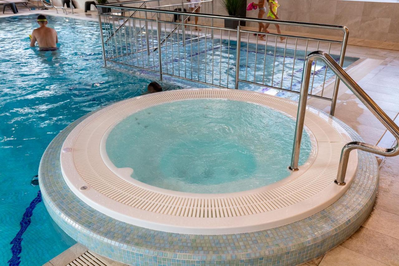 Apartament 7M Z Basenem W Jednym Budynku Klifowa Rewal Bon Turystyczny !!! Free Private Parking Eksteriør billede